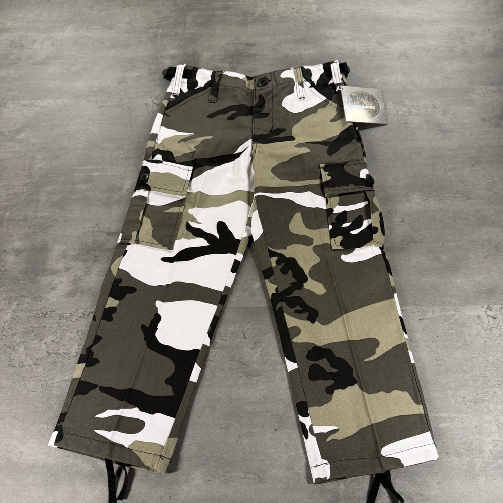 Backbone Cargo Pants Womens XS Capri 23x19 Camo Tactical Utility Streetwear NEW
